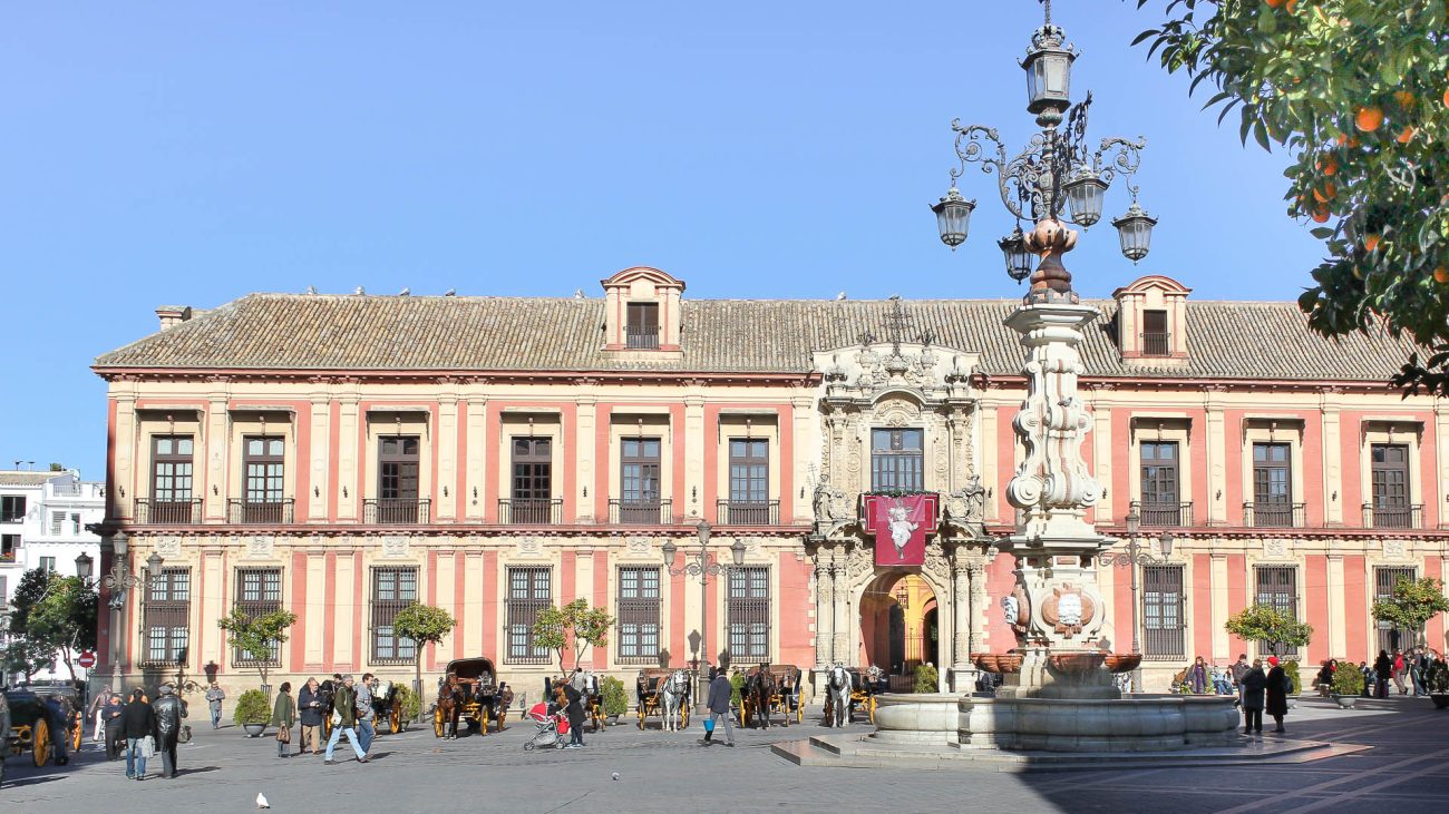 foto del palacio arzobispal de sevilla ejemplo de arte barroco